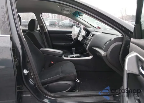 2015 Nissan Altima 2.5 S from USA, damaged, VIN 1N4AL3AP9FN919358